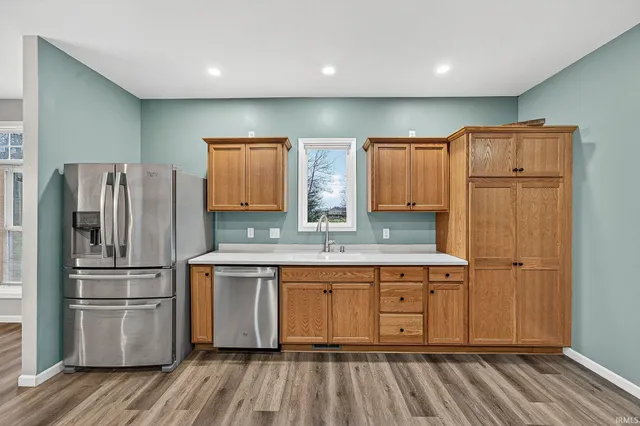 $569,000 | 8679 East 850 North, New Carlisle, IN 46552