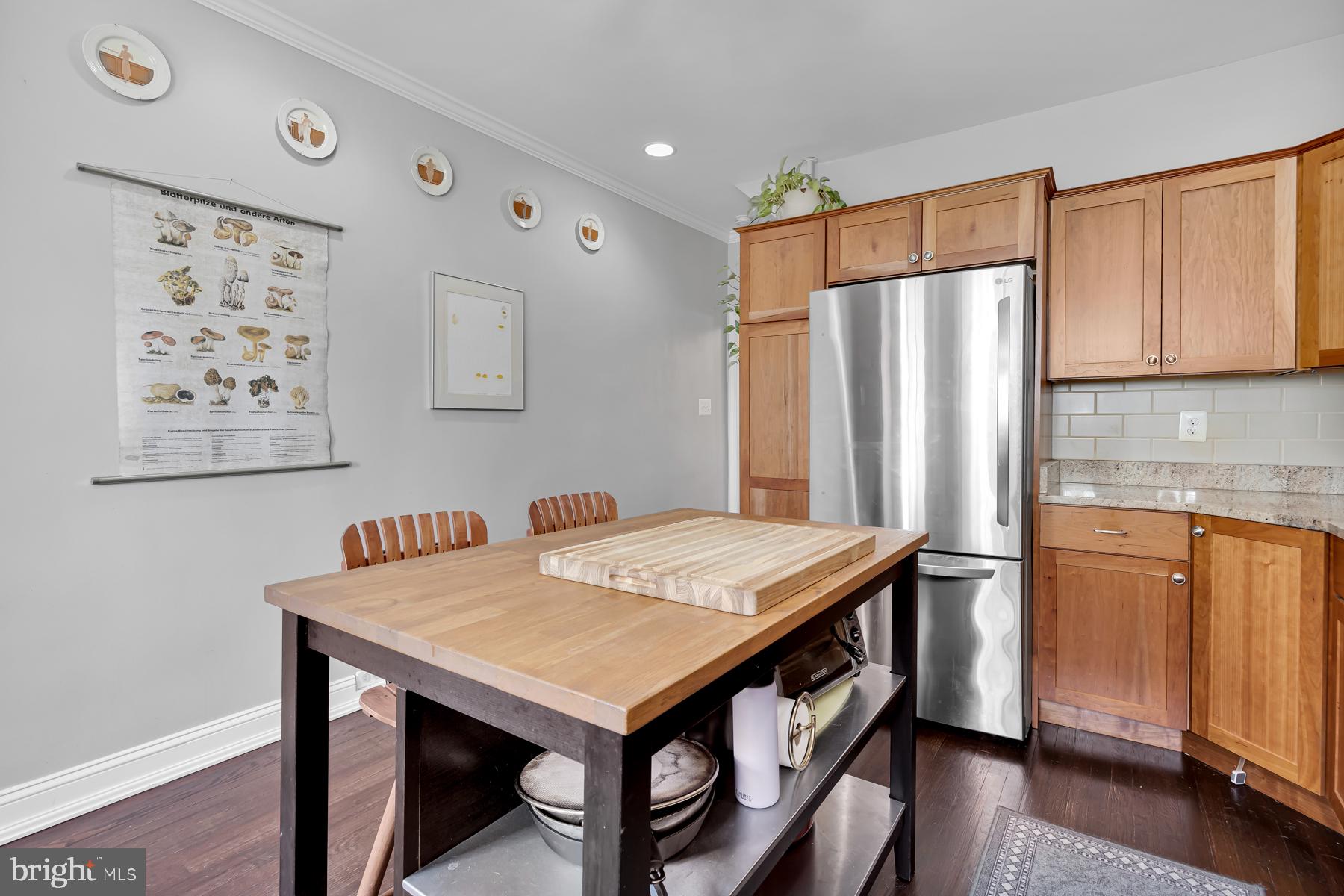 3663 Chestnut Avenue Baltimore, MD 21211 - Photo 12 of 35