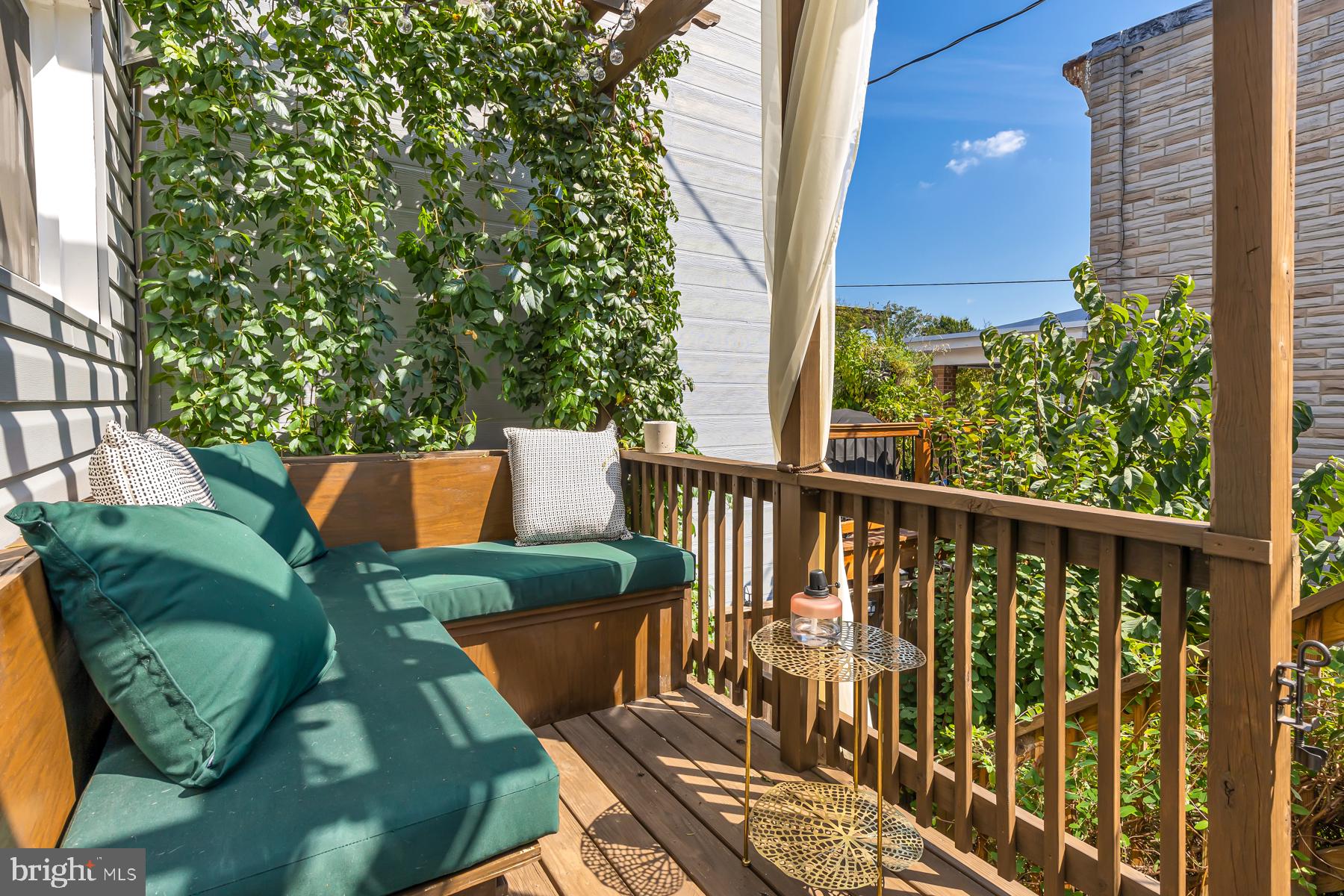 3663 Chestnut Avenue Baltimore, MD 21211 - Photo 17 of 35