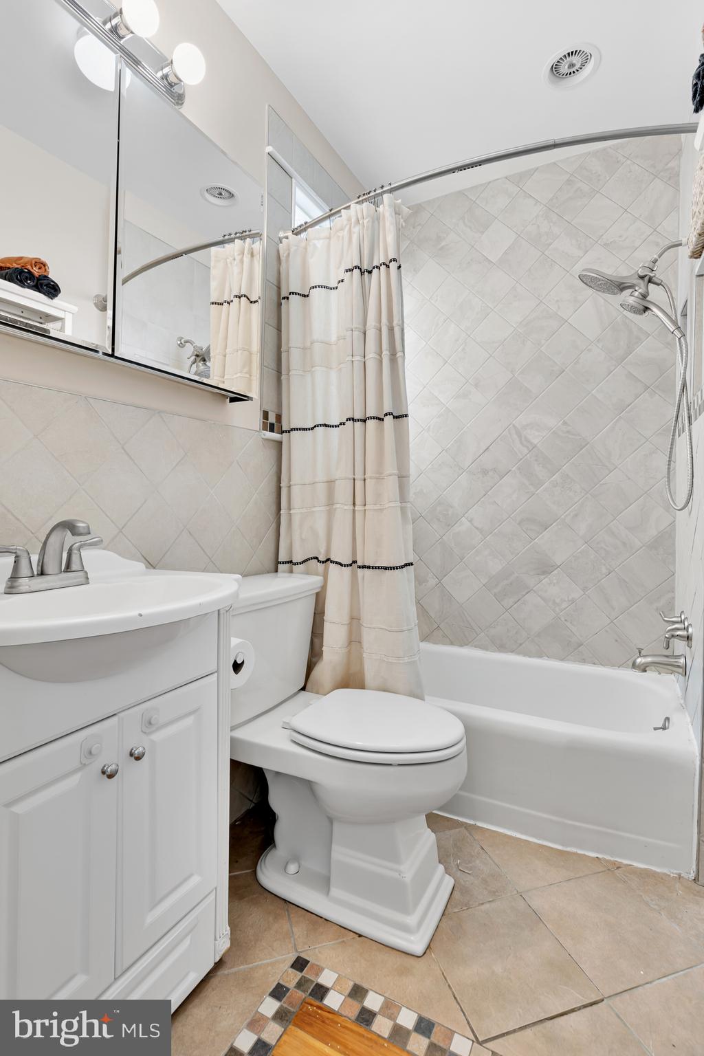 3663 Chestnut Avenue Baltimore, MD 21211 - Photo 27 of 35