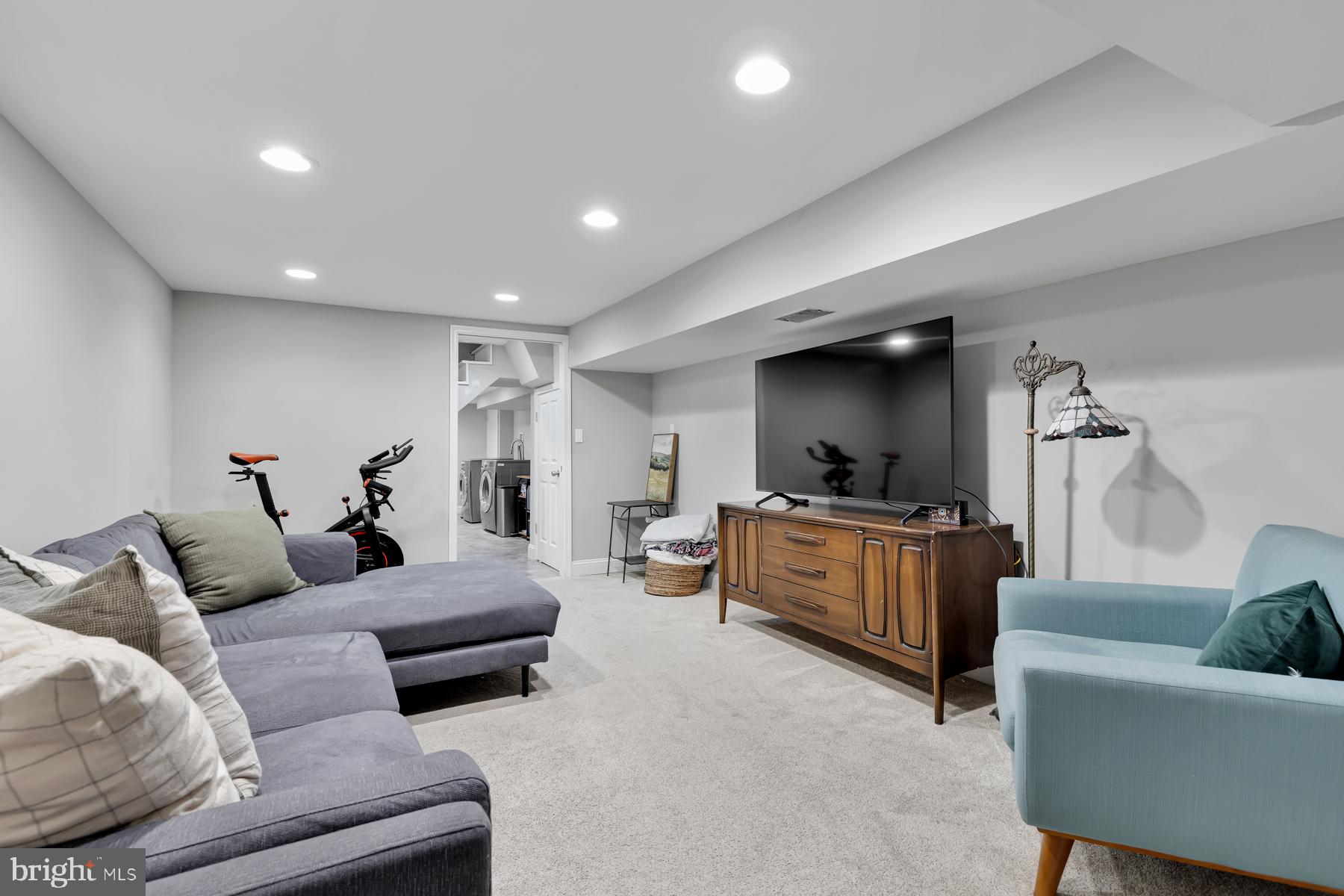 3663 Chestnut Avenue Baltimore, MD 21211 - Photo 29 of 35