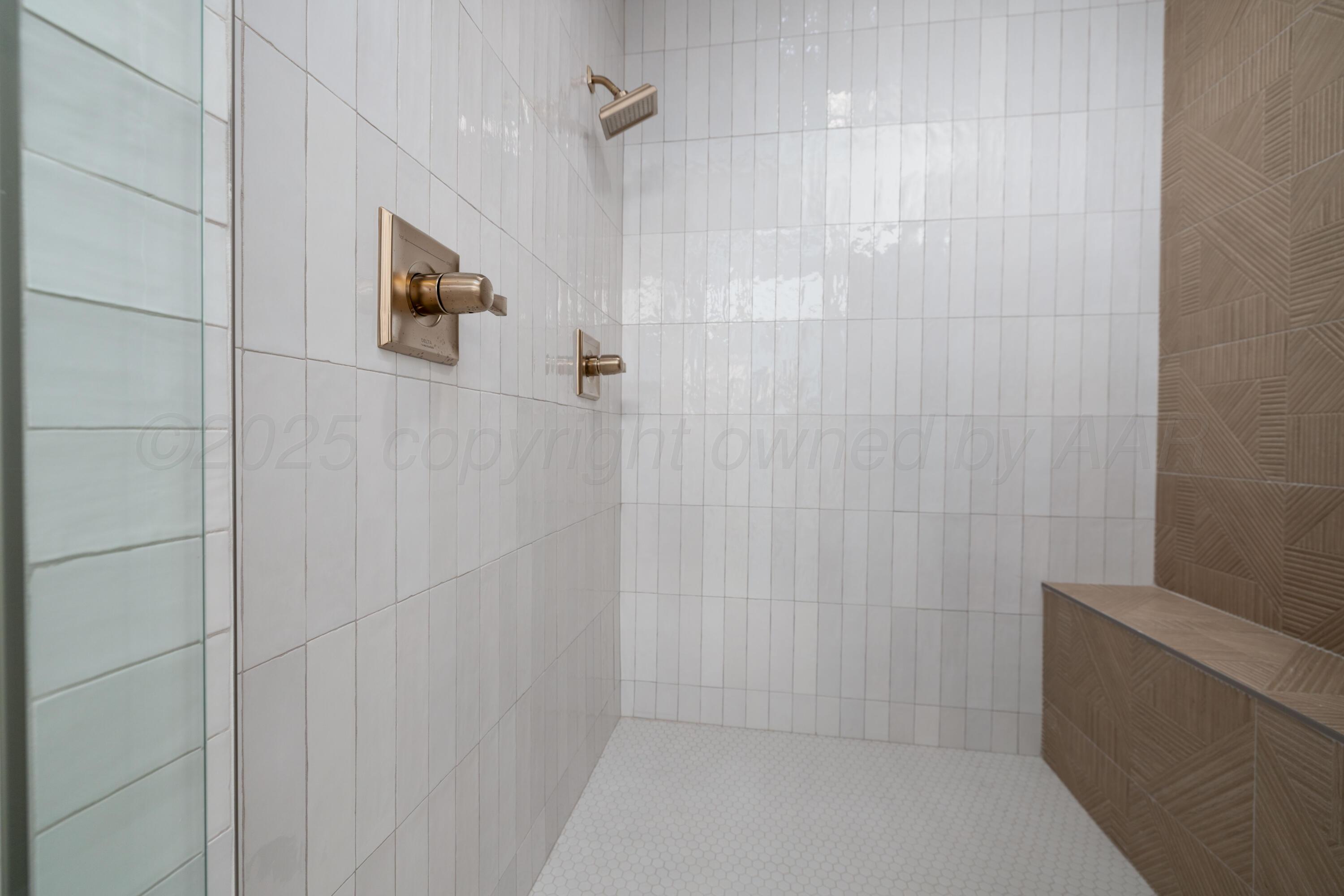 10250 Prickly Pear Road Amarillo, TX 79119 - Photo 35 of 41 a bathroom with a shower