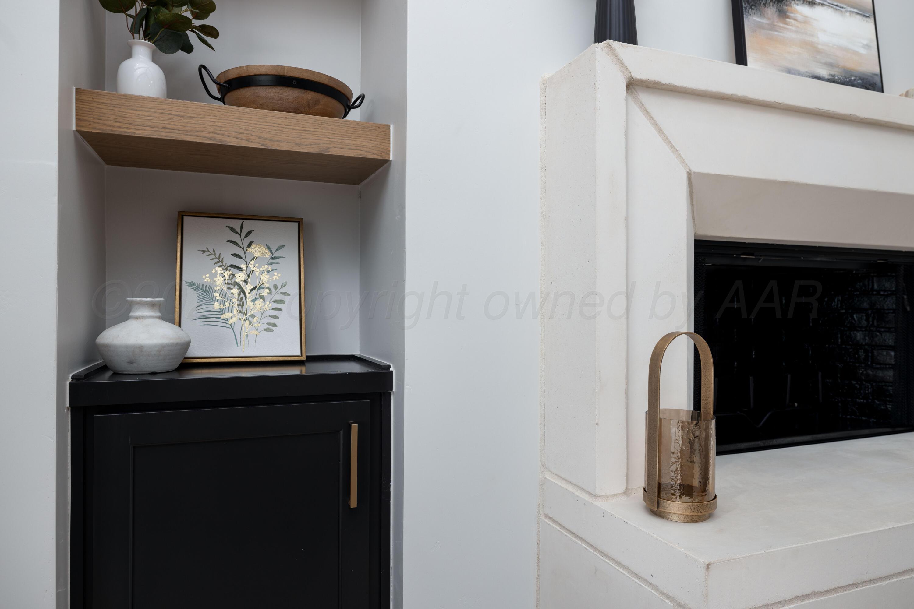 10250 Prickly Pear Road Amarillo, TX 79119 - Photo 6 of 41 a kitchen with a sink and a window