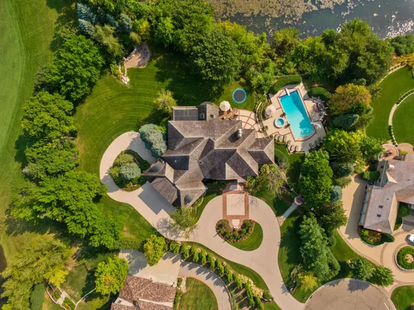 $2,950,000 | 18313 Nicklaus Way, Eden Prairie, MN 55347