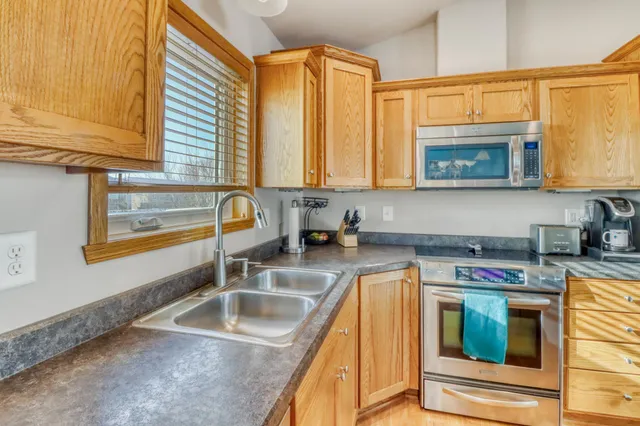 $269,999 | 1549 34th Avenue South, Moorhead, MN 56560