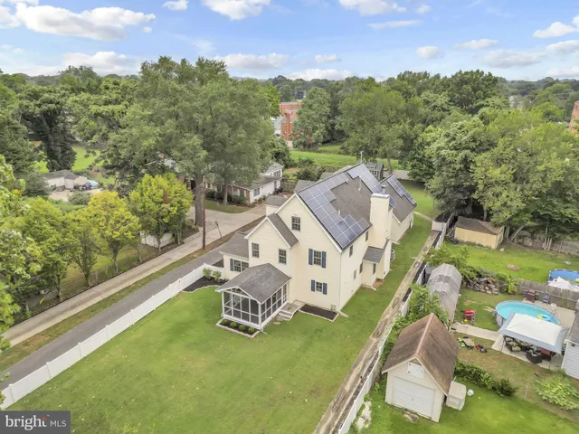 $825,000 | 5022 Oglethorpe Street, Riverdale, MD 20737