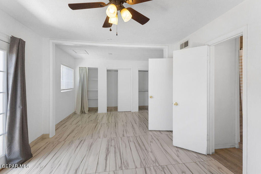 2736 Hawick Road El Paso, TX 79925 - Photo 24 of 41 32