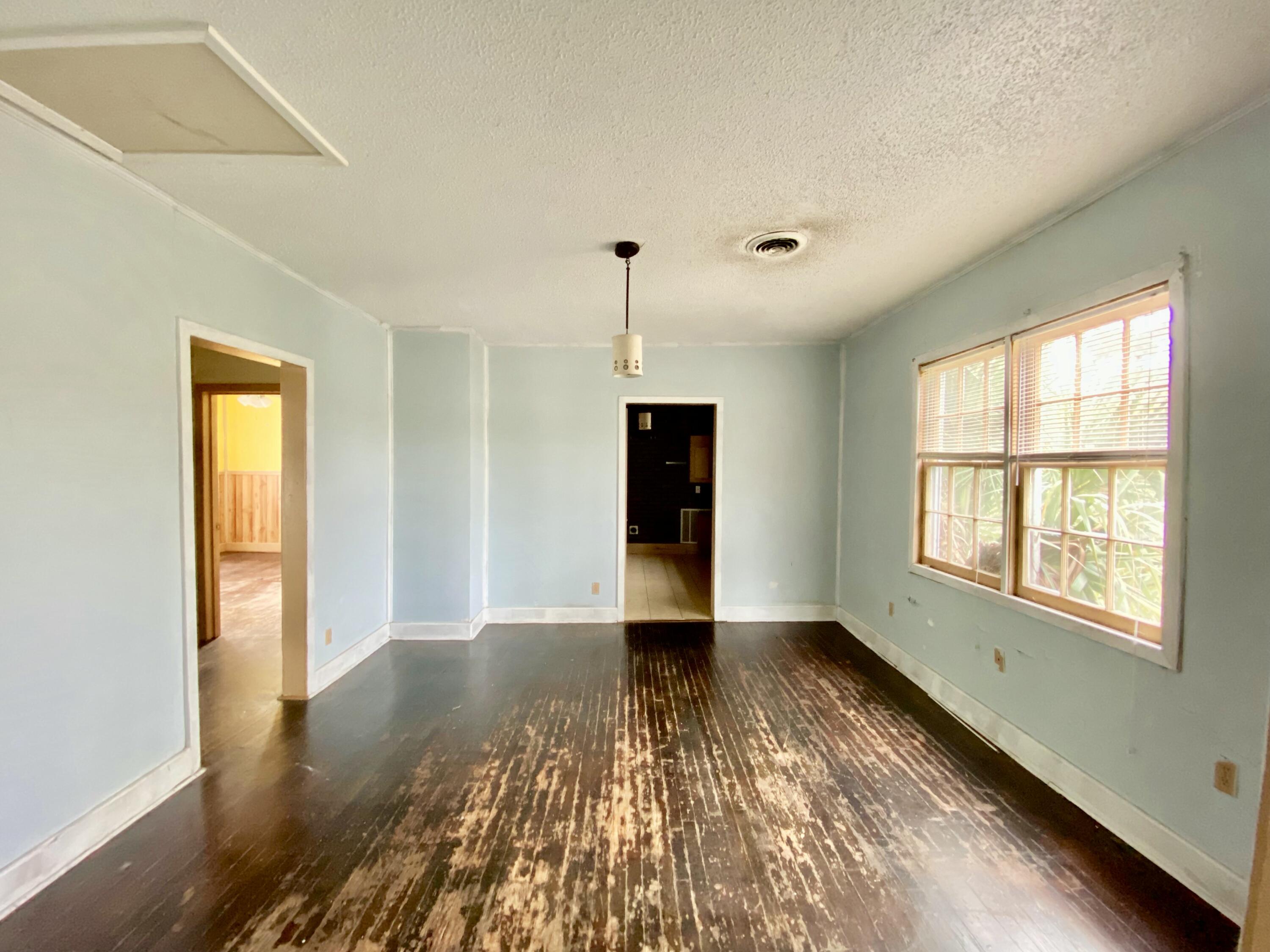 211 West Poplar Street, Unit B Charleston, SC 29403 - Photo 16 of 34 tempImageuRNs1u