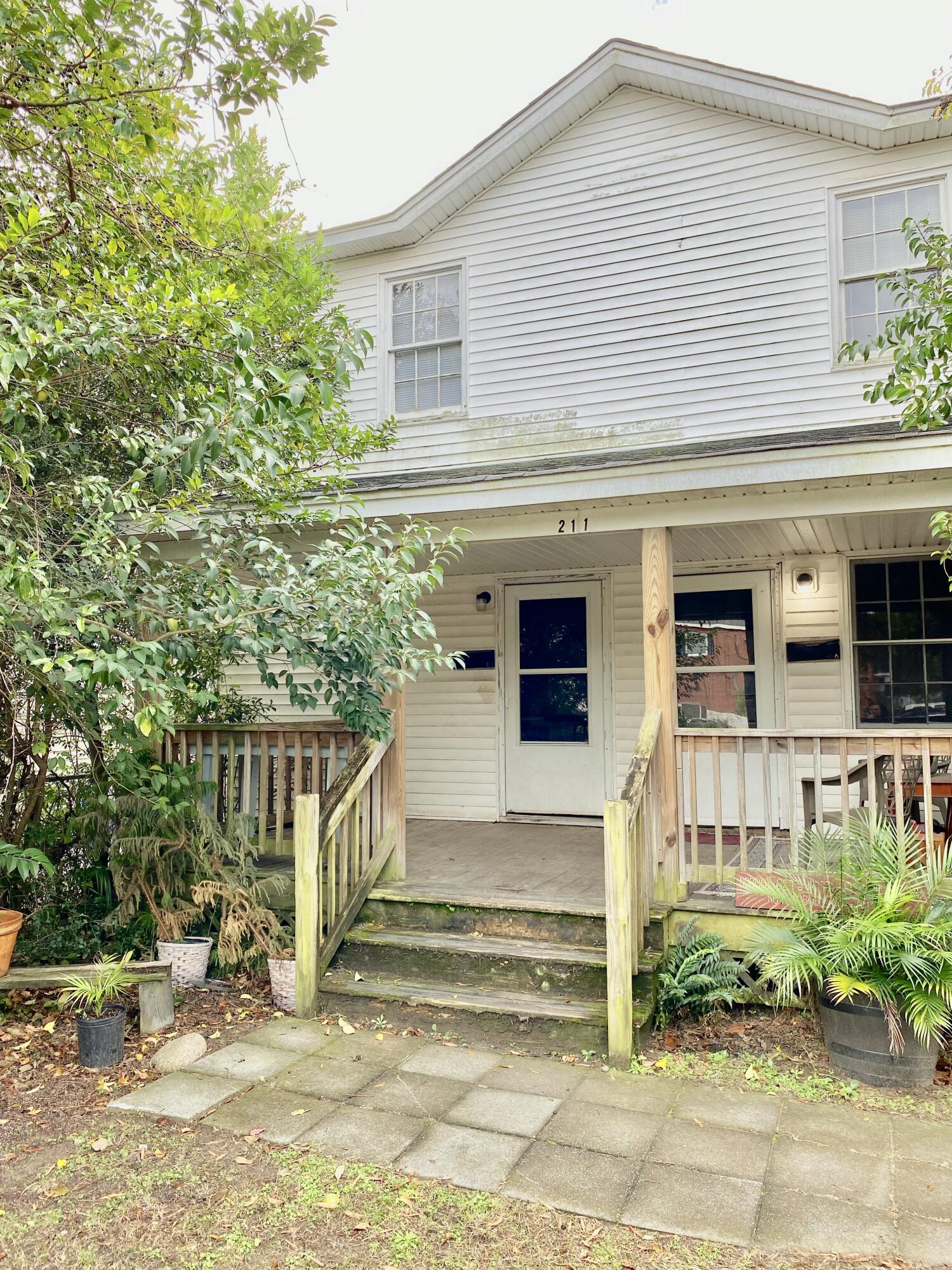 211 West Poplar Street, Unit B Charleston, SC 29403 - Photo 2 of 34 tempImage8Yakuf