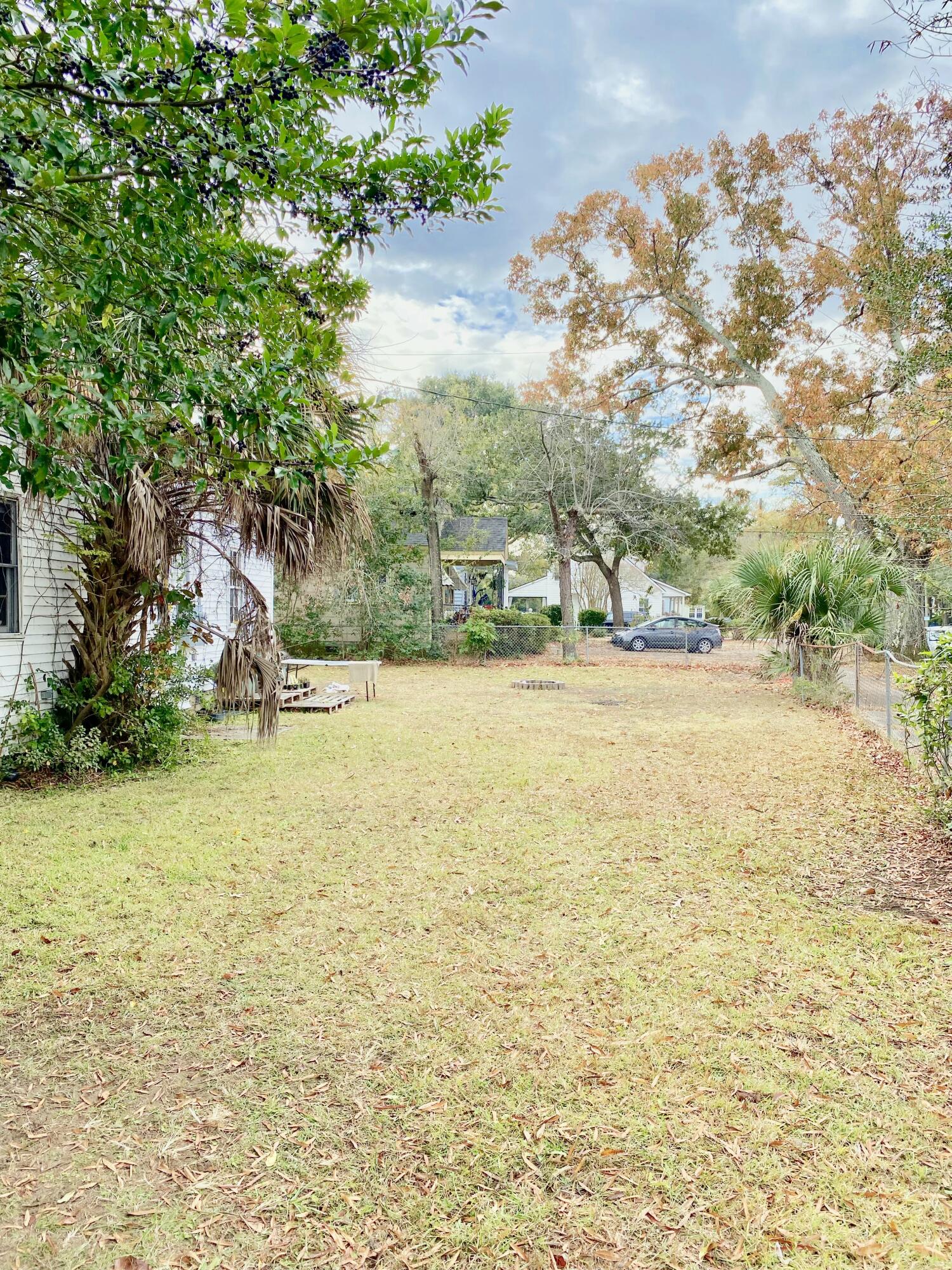 211 West Poplar Street, Unit B Charleston, SC 29403 - Photo 33 of 34 tempImagefAkgxQ