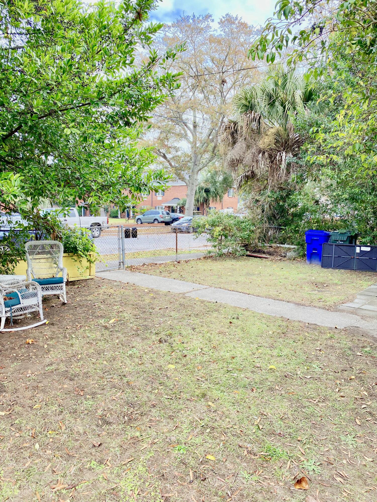 211 West Poplar Street, Unit B Charleston, SC 29403 - Photo 34 of 34 tempImage4iTNUG