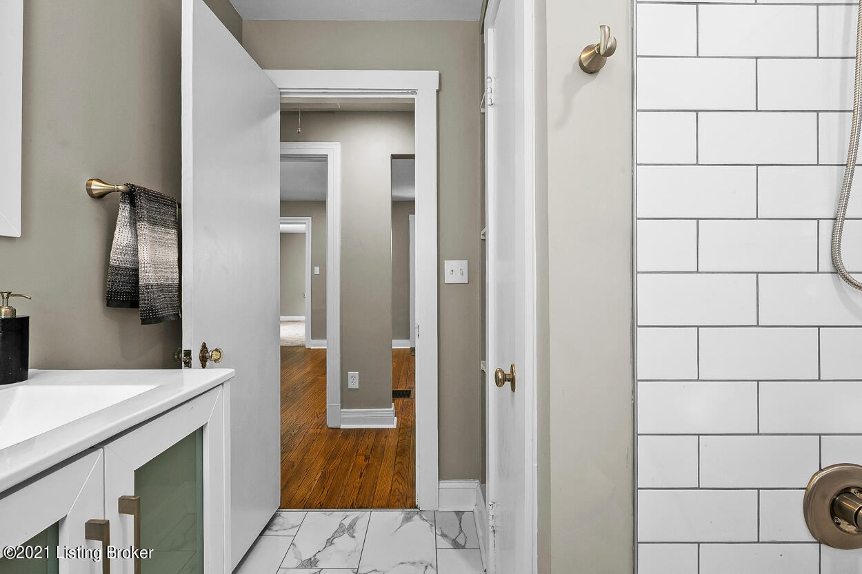 3067 University Road Louisville, KY 40206 - Photo 20 of 44 44