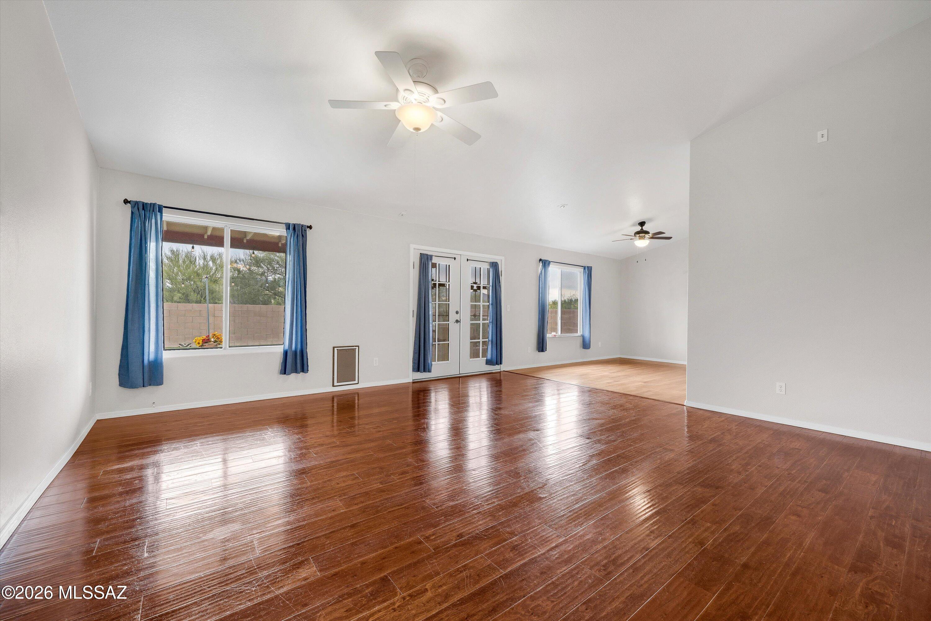 851 South Smokey Mountains Road Tucson, AZ 85748 - Photo 7 of 47