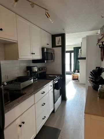 $289,000 | 17 Snow Tree Lane, Unit LEDGES G, West Dover, VT 05356