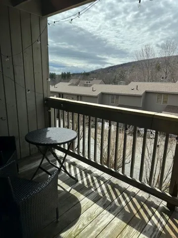$289,000 | 17 Snow Tree Lane, Unit LEDGES G, West Dover, VT 05356