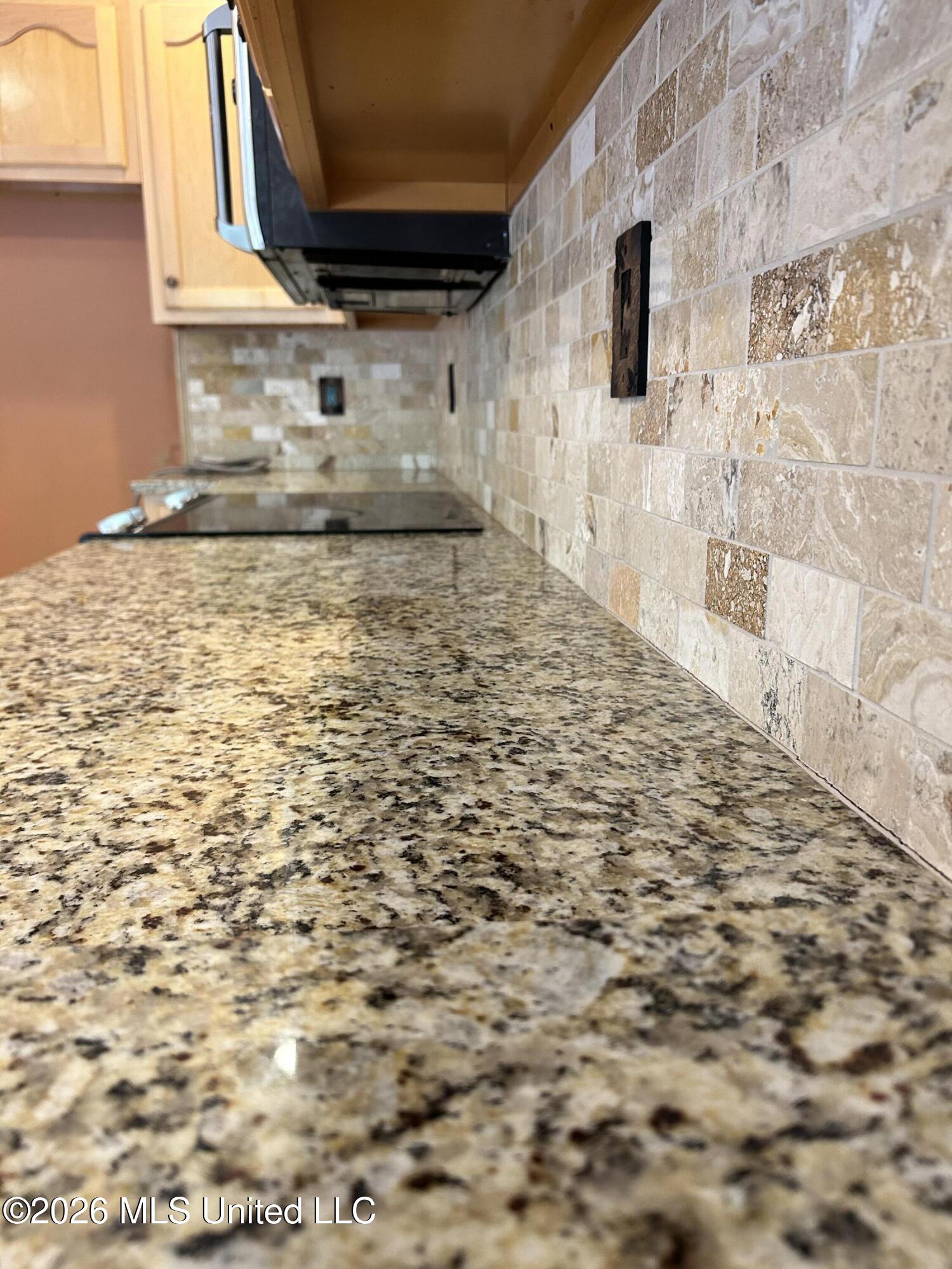 7684 Rigmoore Point North Olive Branch, MS 38654 - Photo 23 of 57 Counter space