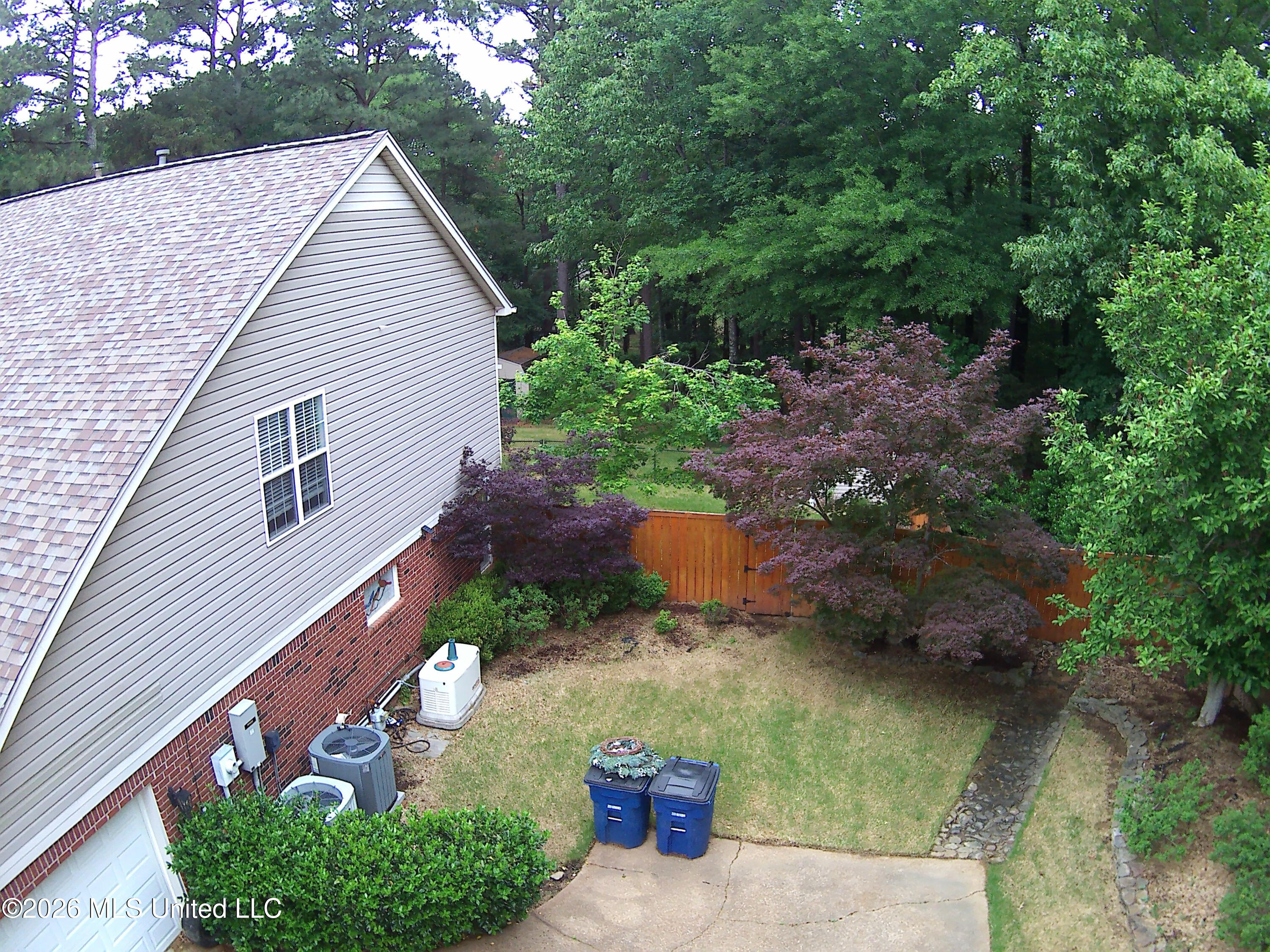 7684 Rigmoore Point North Olive Branch, MS 38654 - Photo 10 of 57 Side view