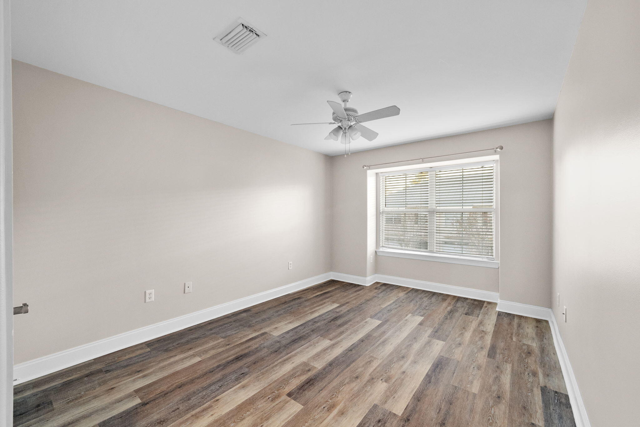 229 Mattie M Kelly Boulevard Destin, FL 32541 - Photo 22 of 31 22-web-or-mls-229 Mattie M Kelly Blvd -2