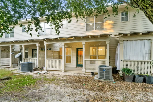 $2,350 | 229 Mattie M Kelly Boulevard, Destin, FL 32541