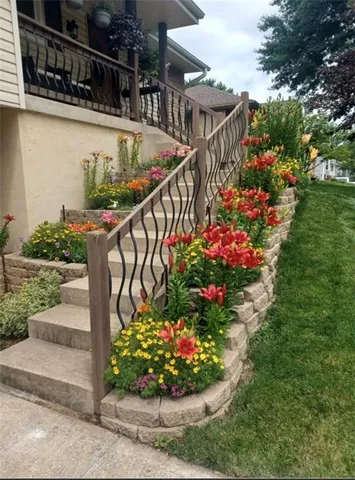 $340,000 | 1138 Northeast Mulberry Street, Lee's Summit, MO 64086