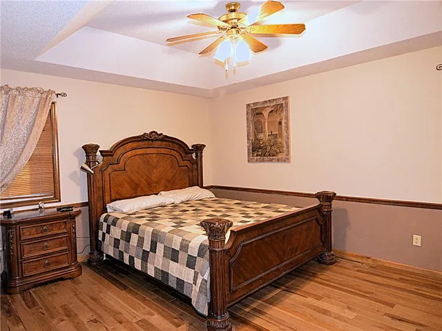 $340,000 | 1138 Northeast Mulberry Street, Lee's Summit, MO 64086