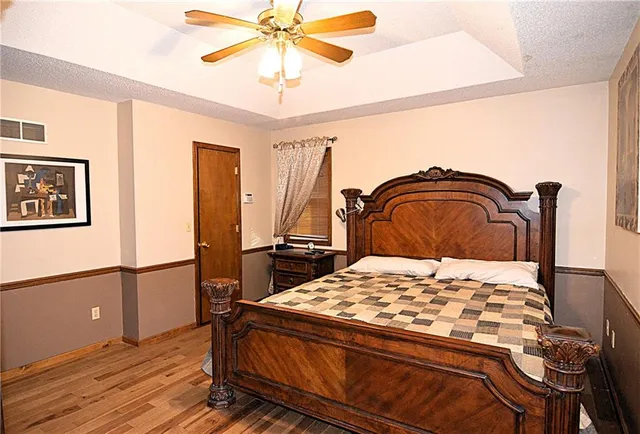 $340,000 | 1138 Northeast Mulberry Street, Lee's Summit, MO 64086