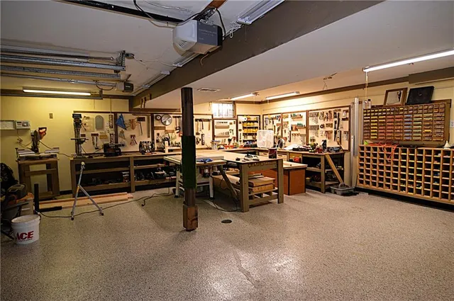 $340,000 | 1138 Northeast Mulberry Street, Lee's Summit, MO 64086