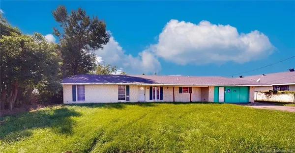 $1,400 | 3708 Nelson Road, Lake Charles, LA 70605