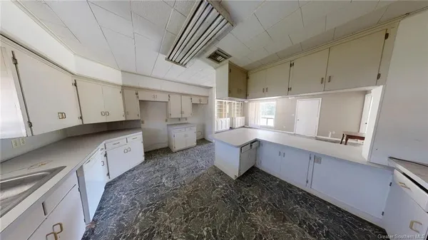 $1,400 | 3708 Nelson Road, Lake Charles, LA 70605