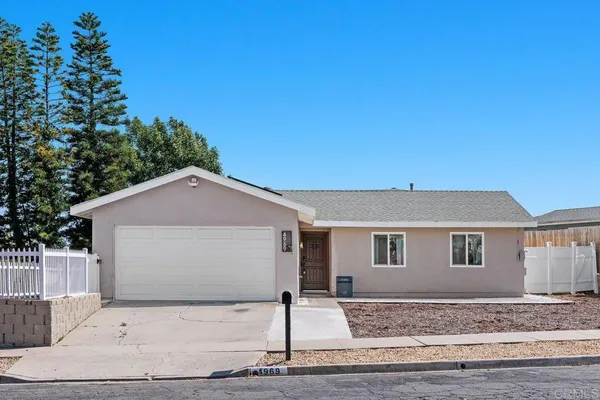 $788,000 | 4969 Stephanie Place, Oceanside, CA 92057