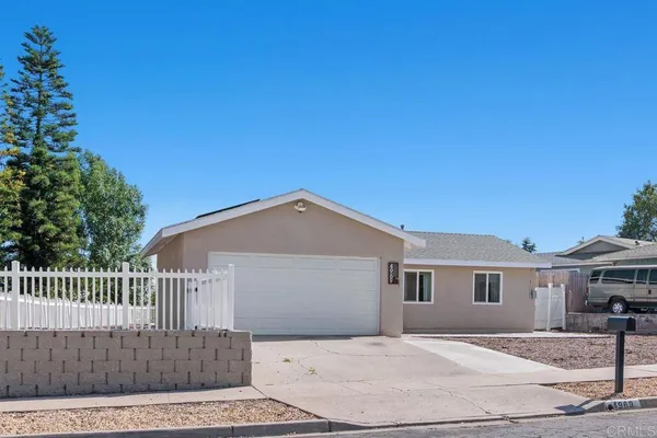 $788,000 | 4969 Stephanie Place, Oceanside, CA 92057