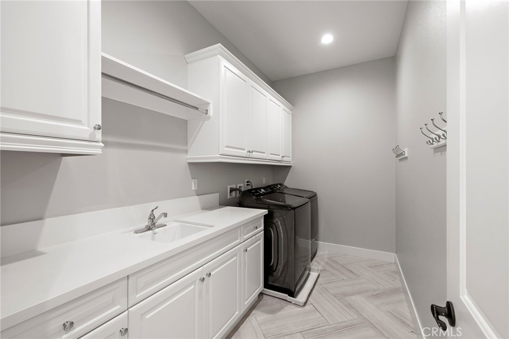 93 Interstellar Irvine, CA 92618 - Photo 41 of 54 upstairs laundry room