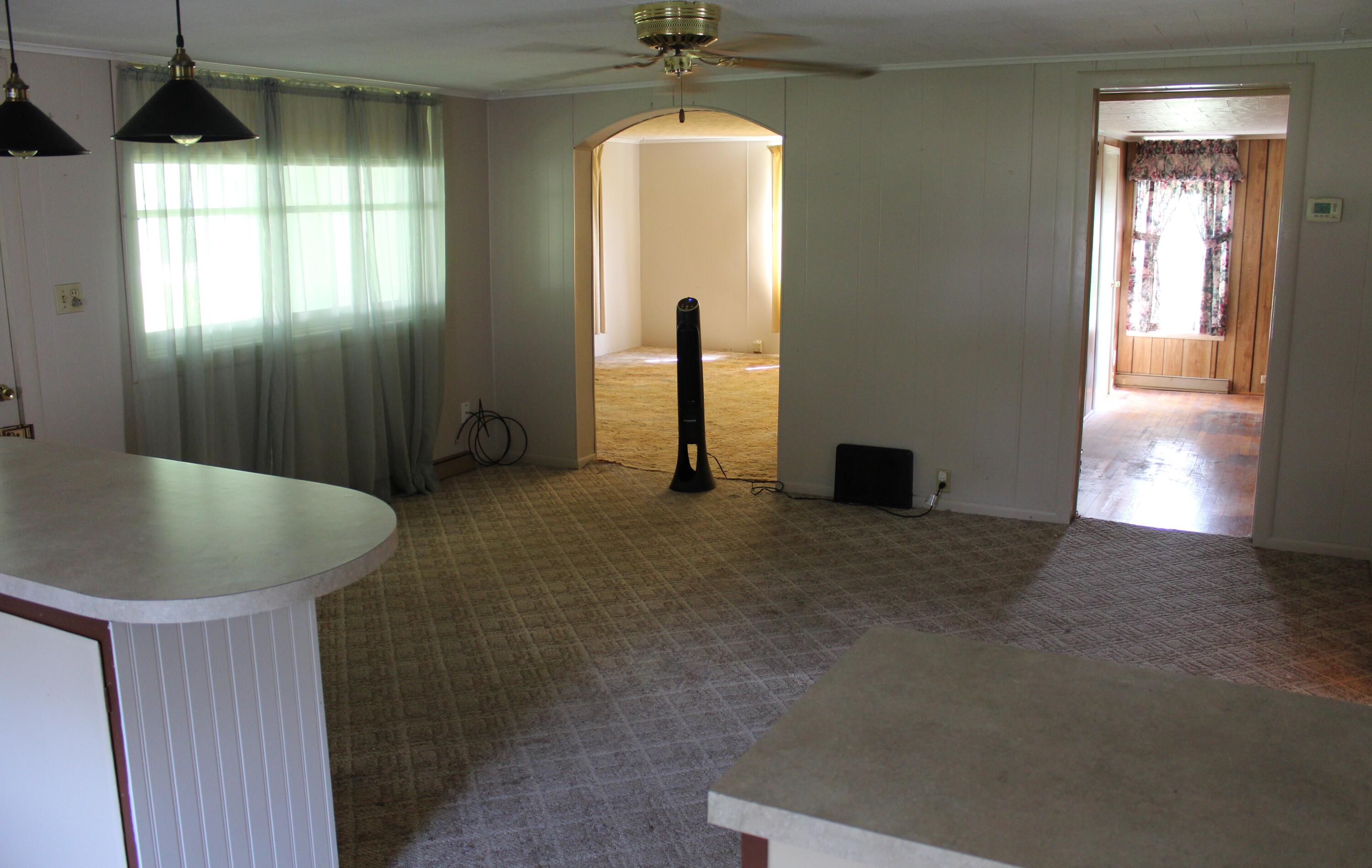 9401 Peck Road Greenville, MI 48838 - Photo 14 of 26 Dining area