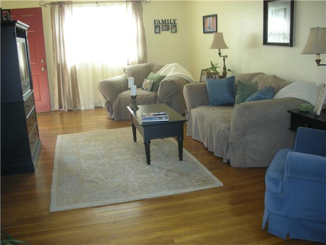 1450 Fullen Road Columbus, OH 43229 - Photo 7 of 18 Gallery Image 7