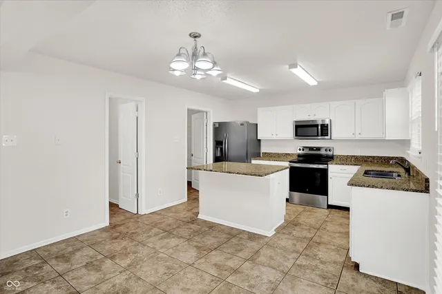 $269,900 | 6844 West Philadelphia Drive, McCordsville, IN 46055