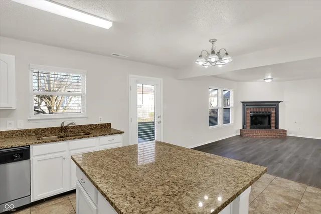 $269,900 | 6844 West Philadelphia Drive, McCordsville, IN 46055