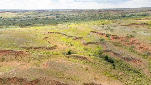 $768,000 | 273 School House Pasture Highway, McLean, TX 79057