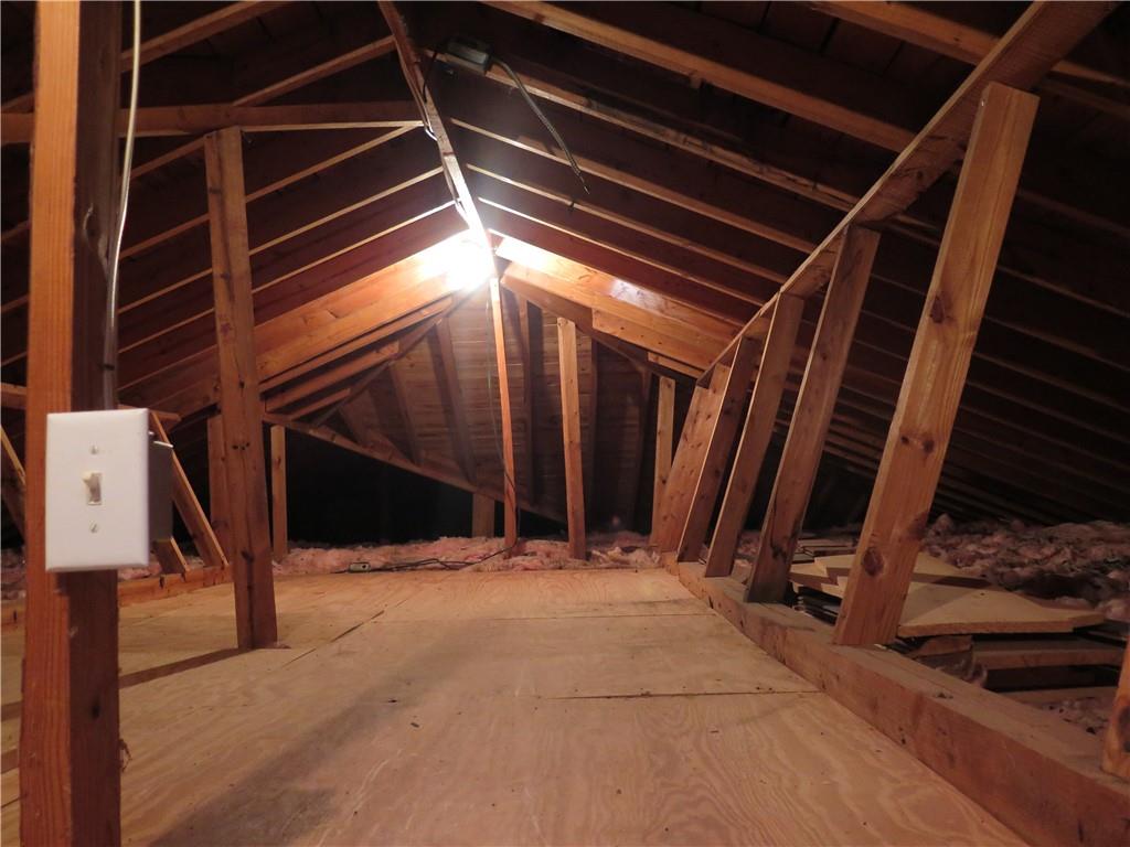 353 Mountain View Drive Northwest Gainesville, GA 30501 - Photo 6 of 8 a view of room with wooden floor