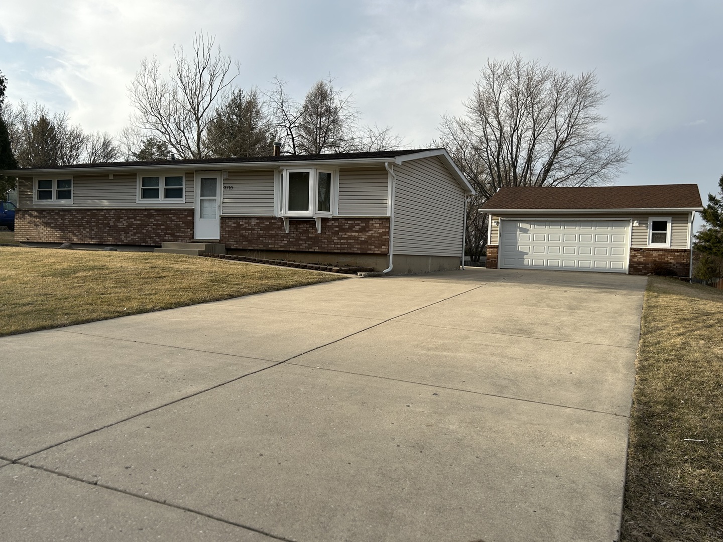 3710 Fillmore Road Johnsburg, IL 60051 - Photo 2 of 17 Gallery Image 2