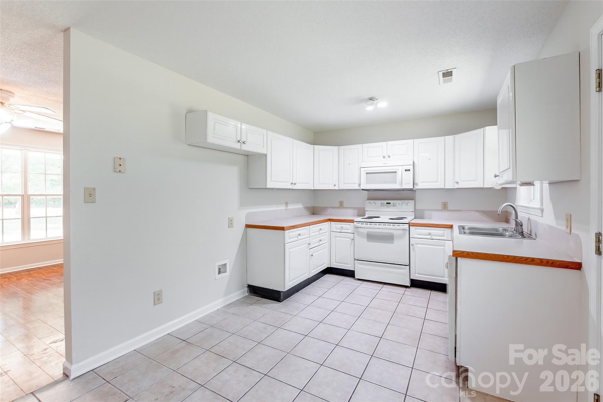 386 Sutton Spring Road York, SC 29745 - Photo 8 of 22