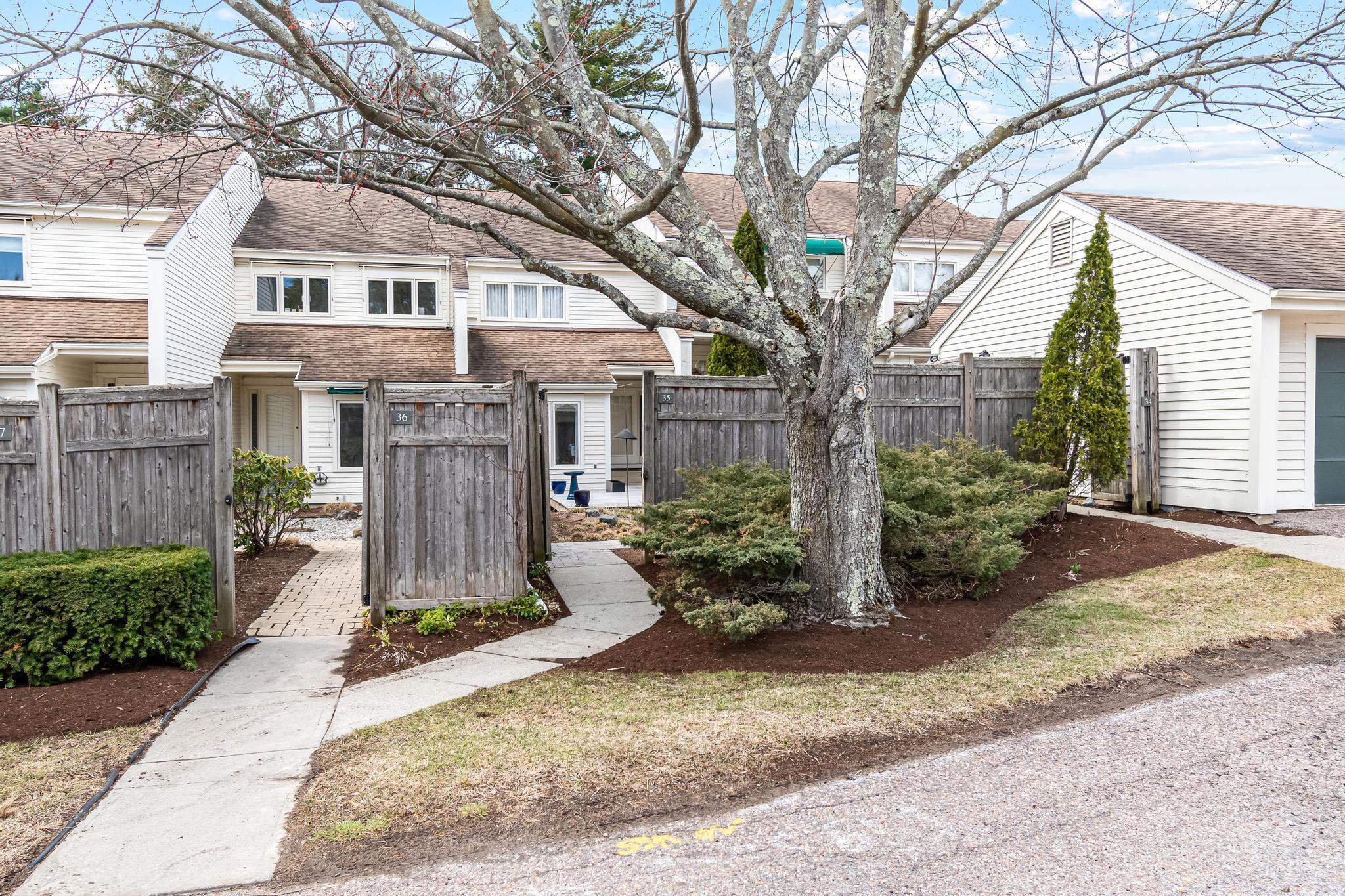 545 South Prospect Street, Unit 35 Burlington, VT 05401 - Photo 2 of 56