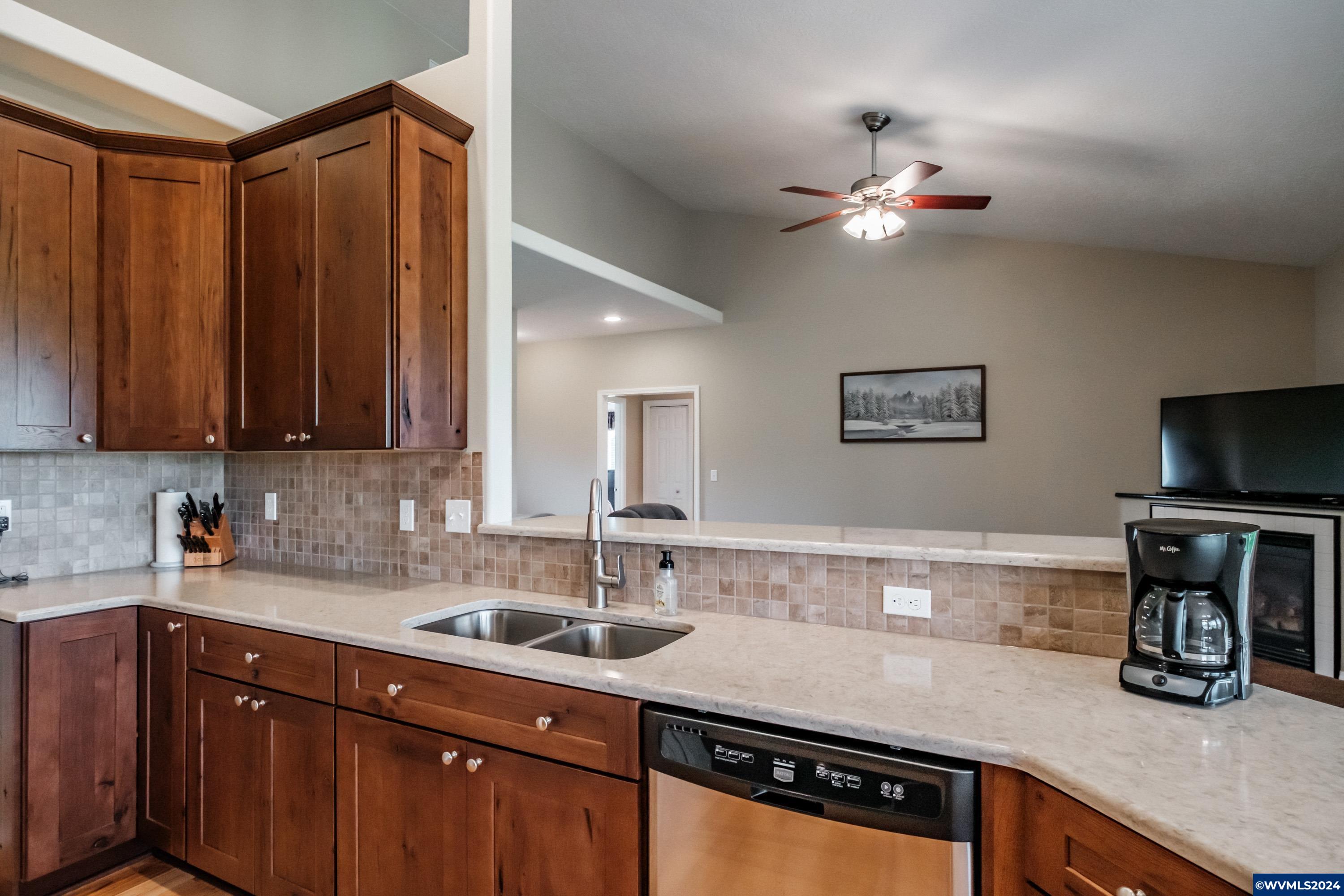 4673 Northeast Wds Road Albany, OR 97321 - Photo 16 of 42