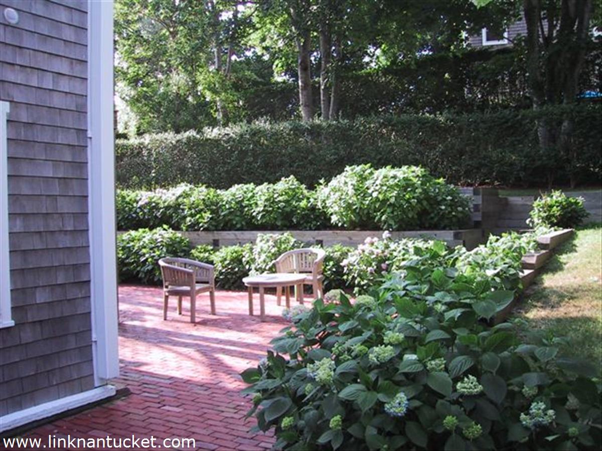 23 West Chester Street, Unit D Nantucket, MA 02554 - Photo 2 of 13