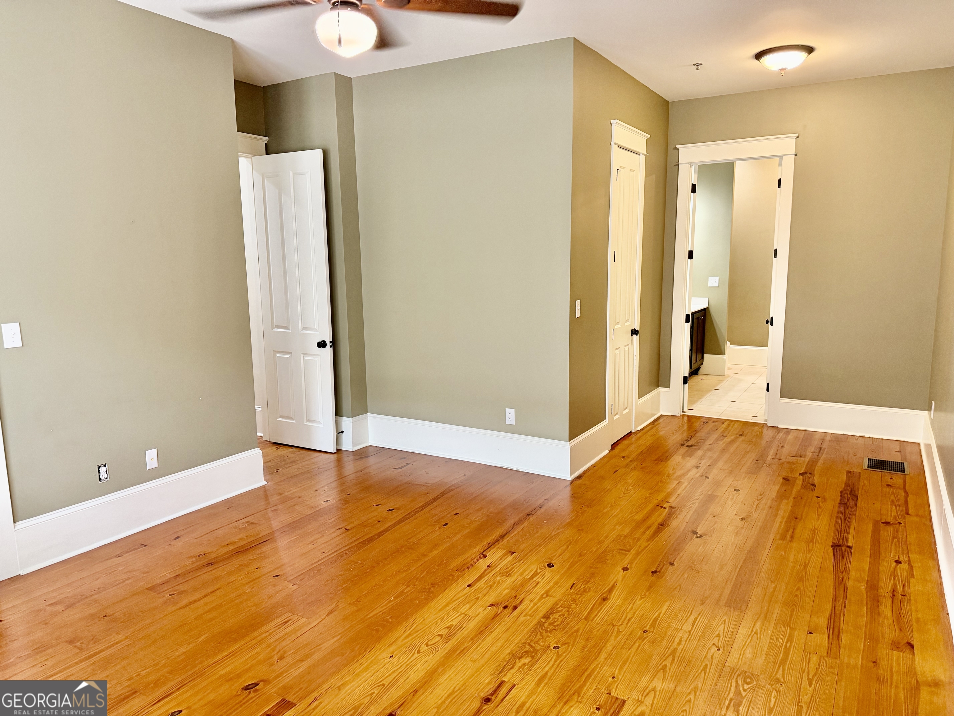 25 Charter Oak Drive Athens, GA 30607 - Photo 13 of 19 a view of an empty room