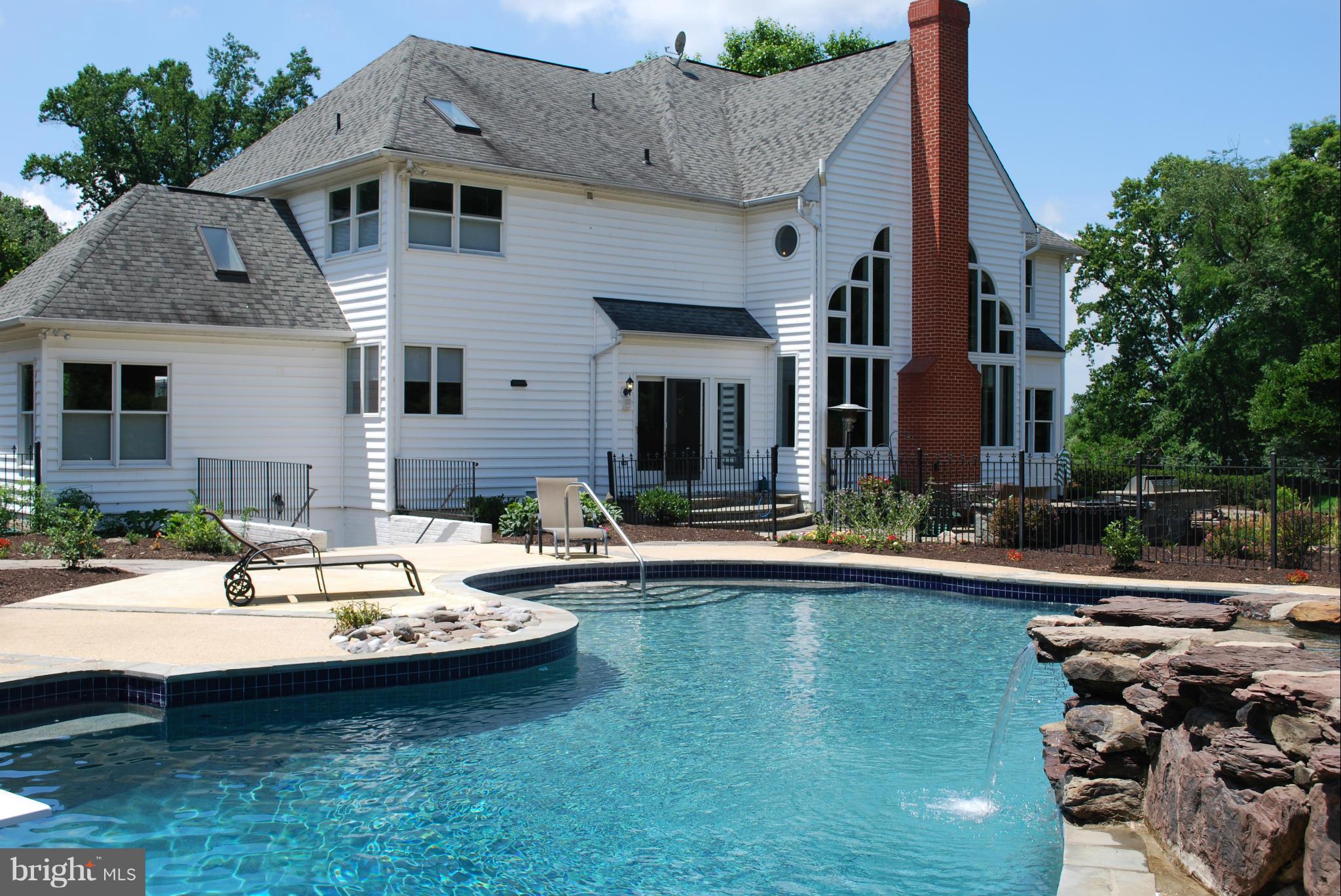 3947 Sharp Road Glenwood, MD 21738 - Photo 2 of 28 Pool