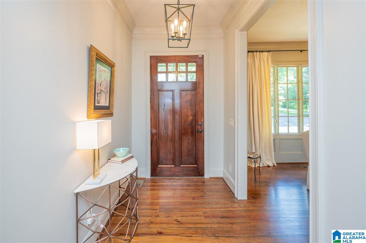 2705 Shades Crest Road Birmingham, AL 35216 - Photo 4 of 46