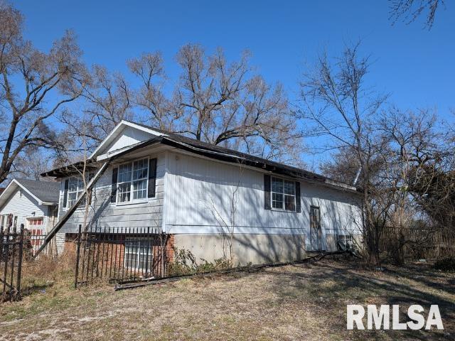 1703 East Capitol Avenue Springfield, IL 62703 - Photo 1 of 2 Gallery Image 1