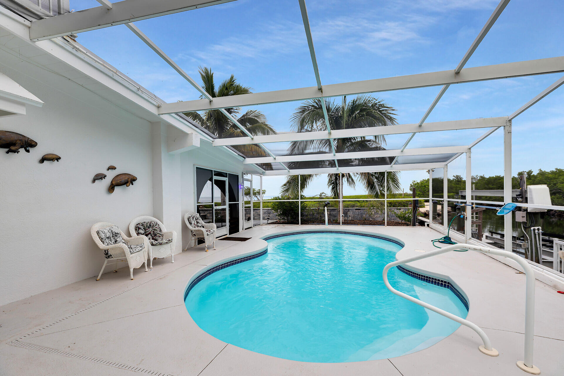 1590 Pelican Road Marathon, FL 33050 - Photo 15 of 81 Heated pool