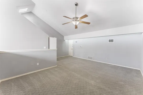 $2,300 | 1500 Woodlawn Boulevard, Unit 302, Austin, TX 78703
