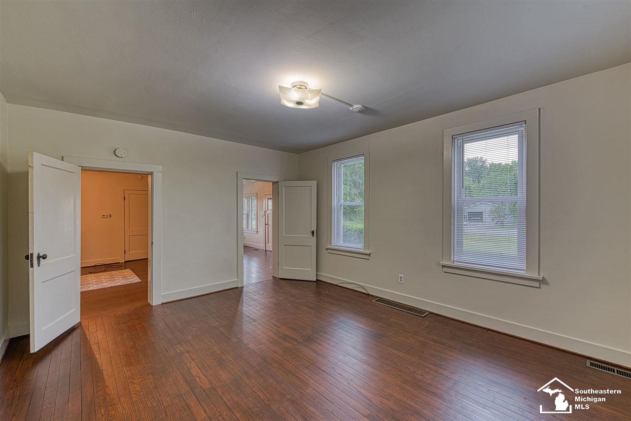 5260 North Custer Road Monroe, MI 48162 - Photo 9 of 36 50079141-8.JPG